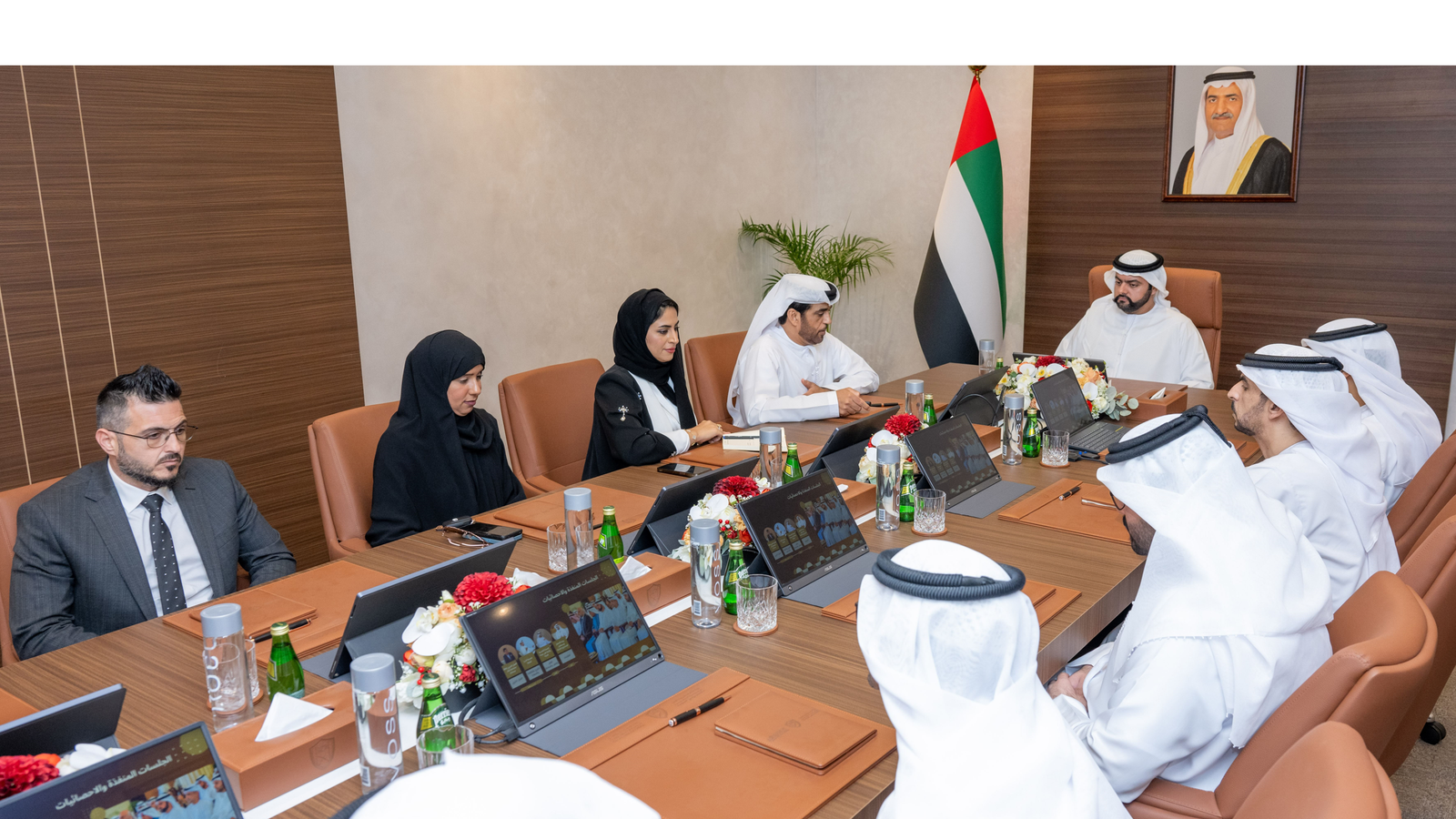 ولي عهد الفجيرة يلتقي فريق "مجلس محمد بن حمد الشرقي" ويطلع على تقرير عمله 1 ولي عهد الفجيرة يلتقي فريق "مجلس محمد بن حمد الشرقي" ويطلع على تقرير عمله