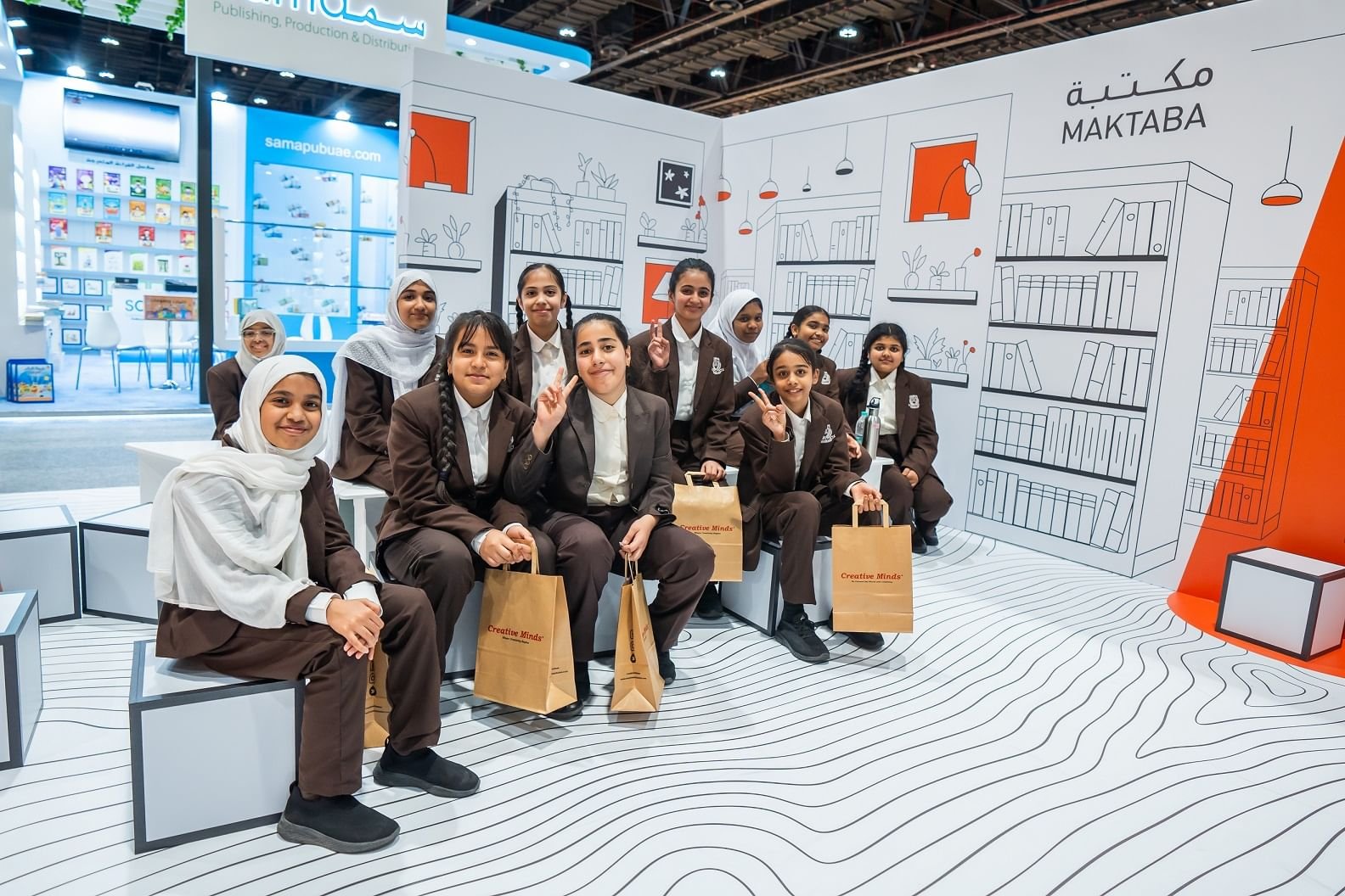 "مكتبة" تقدم برنامجا حافلا بالفعاليات والأنشطة الثقافية في "أبوظبي للكتاب" 1 "مكتبة" تقدم برنامجا حافلا بالفعاليات والأنشطة الثقافية في "أبوظبي للكتاب"