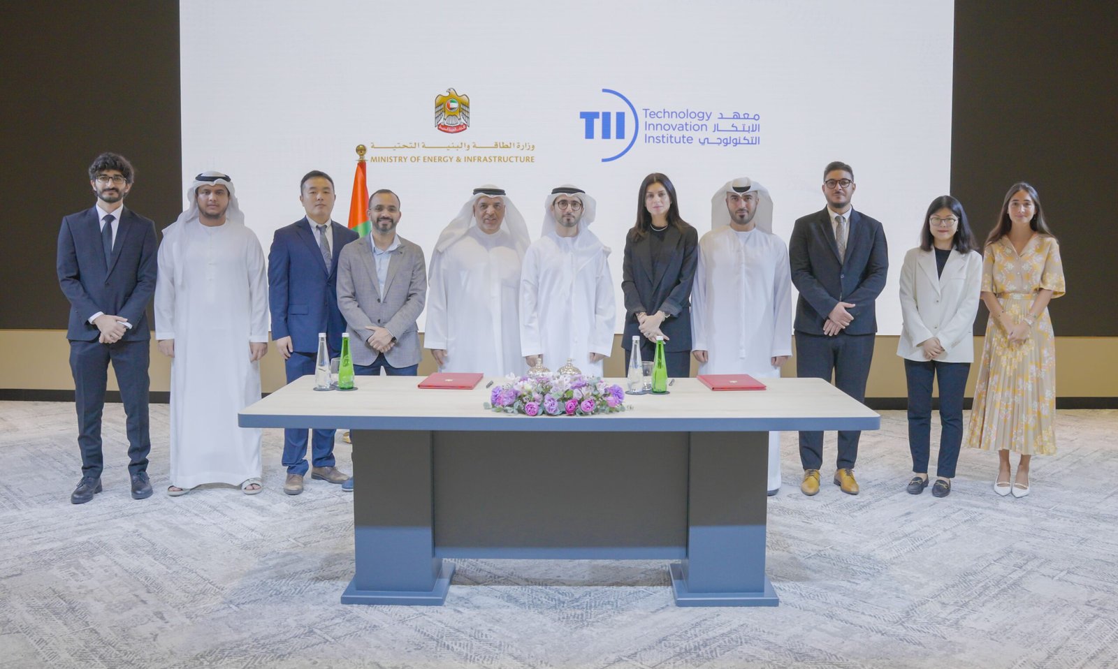 شراكة بين "الطاقة والبنية التحتية" ومعهد الابتكار التكنولوجي لبناء خرائط ثلاثية الأبعاد للموارد المعدنية والمتجددة في الدولة 1 شراكة بين "الطاقة والبنية التحتية" ومعهد الابتكار التكنولوجي لبناء خرائط ثلاثية الأبعاد للموارد المعدنية والمتجددة في الدولة