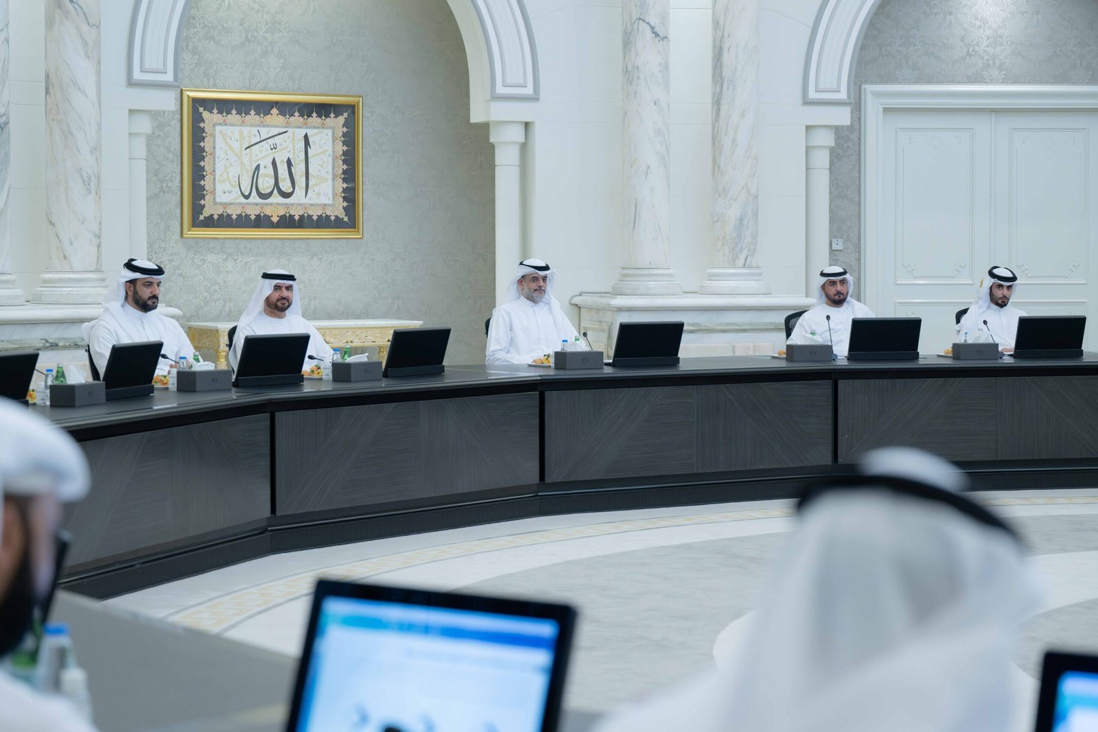 ولي عهد الشارقة يترأس اجتماع المجلس التنفيذي 1 ولي عهد الشارقة يترأس اجتماع المجلس التنفيذي