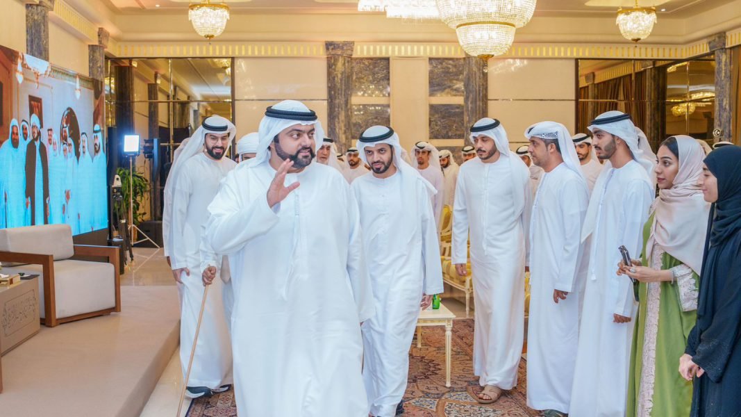 ولي عهد الفجيرة يشهد محاضرة “النفس البشرية والتعايش” في مجلس محمد بن حمد الشرقي 1 ولي عهد الفجيرة يشهد محاضرة “النفس البشرية والتعايش” في مجلس محمد بن حمد الشرقي
