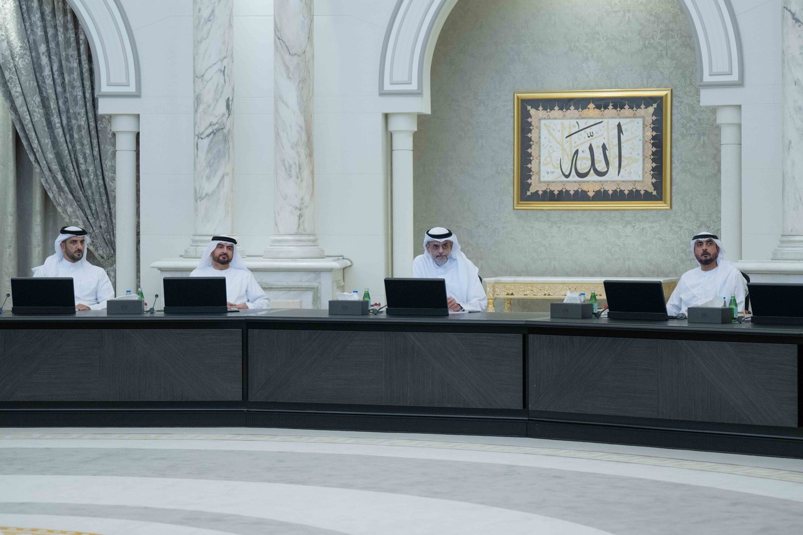 ولي عهد الشارقة يترأس اجتماع المجلس التنفيذي 1 ولي عهد الشارقة يترأس اجتماع المجلس التنفيذي
