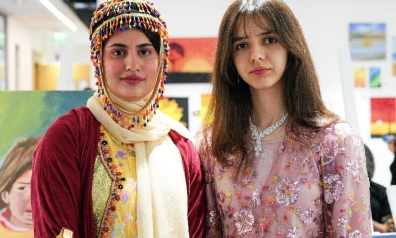 خولة السويدي تنفذ ورشة فنية للخط العربي لأطفال من كردستان العراق