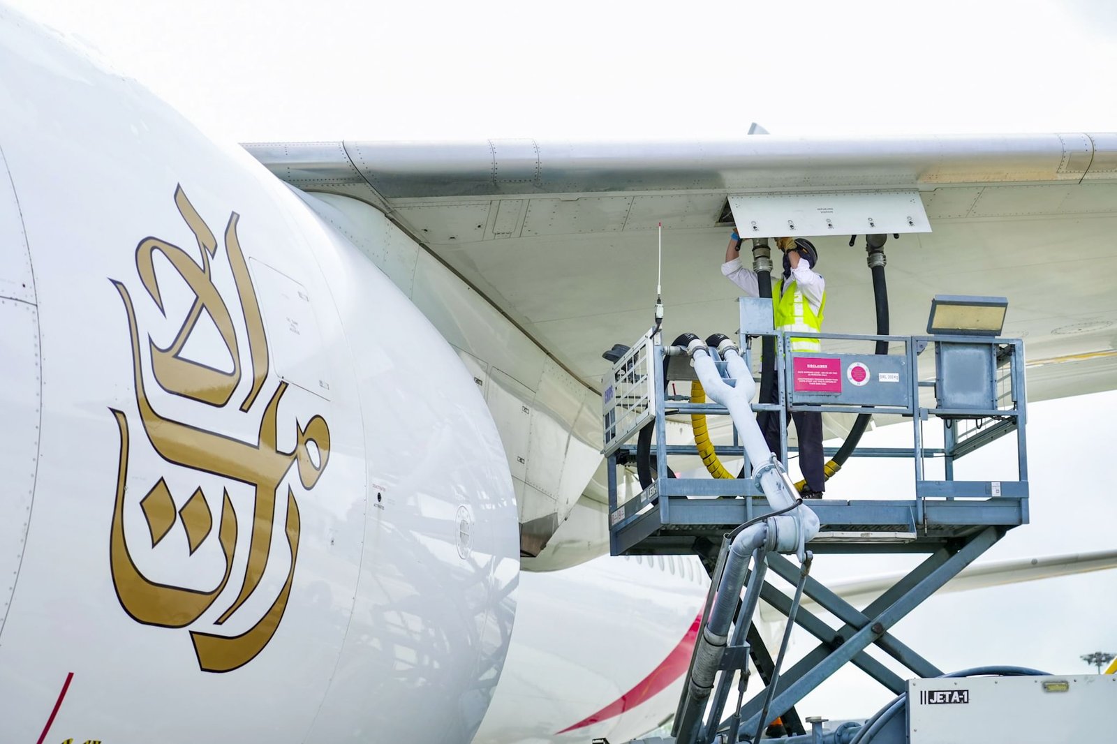 طيران الإمارات تبدأ استخدام وقود مستدام لرحلاتها من سنغافورة 1 طيران الإمارات تبدأ استخدام وقود مستدام لرحلاتها من سنغافورة