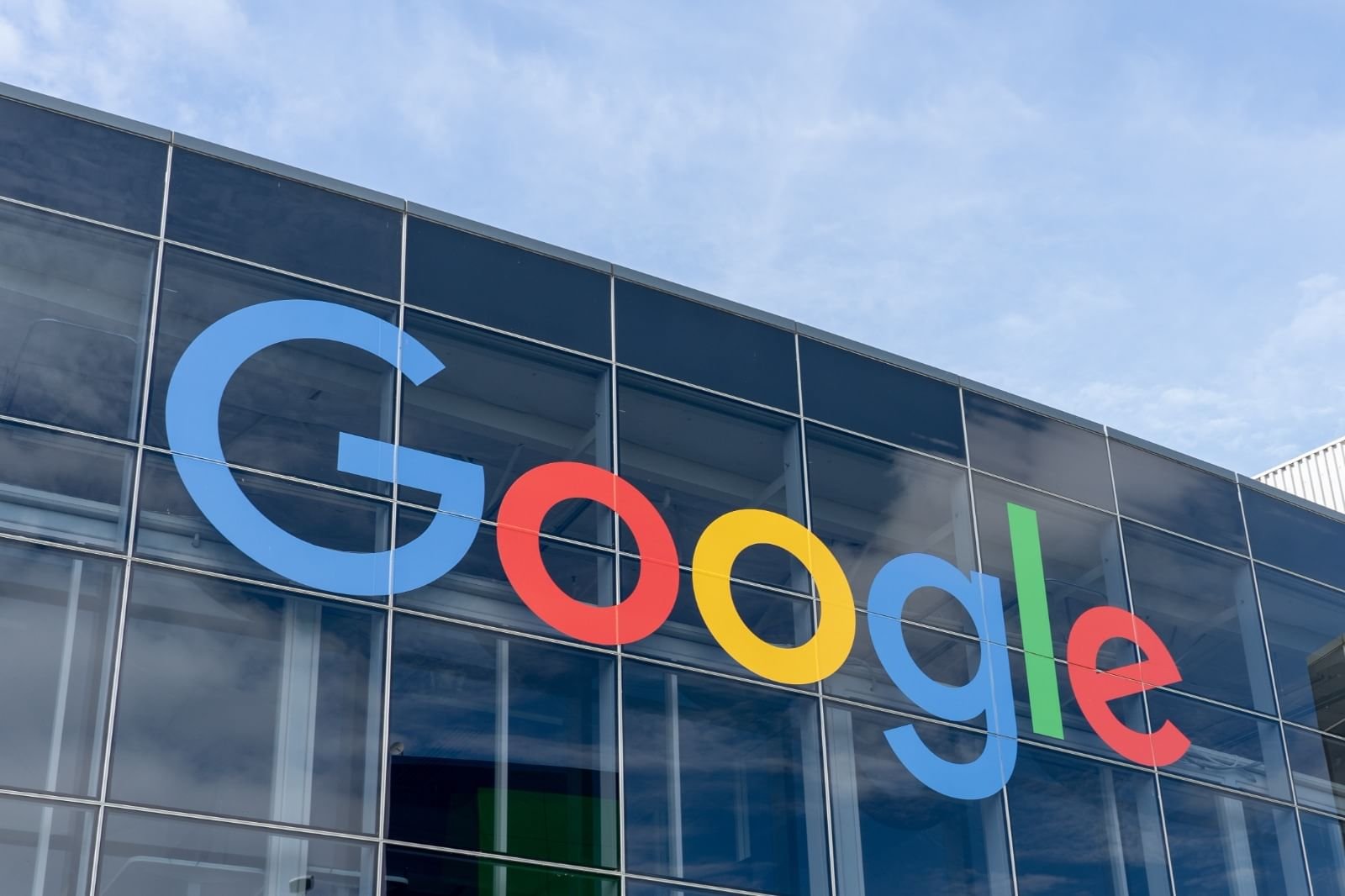 غوغل تختبر خصائص جديدة لحماية هواتف أندرويد من السرقة باستخدام الذكاء الاصطناعي 1 غوغل تختبر خصائص جديدة لحماية هواتف أندرويد من السرقة باستخدام الذكاء الاصطناعي