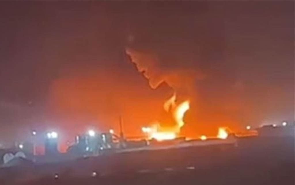 حريق هائل يلتهم مصفاة نفط في أربيل 1 حريق هائل يلتهم مصفاة نفط في أربيل
