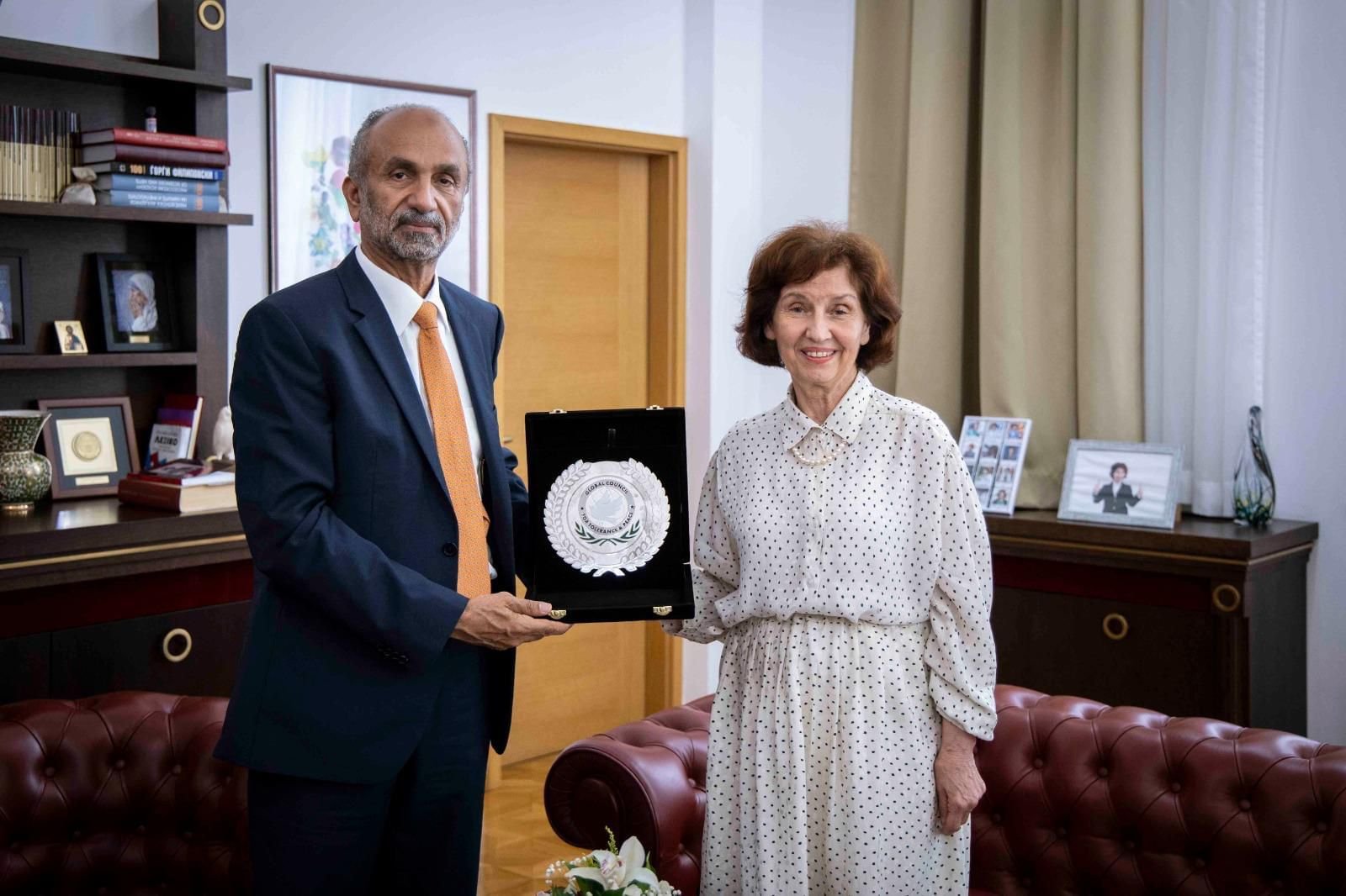 رئيسة مقدونيا الشمالية تستقبل رئيس المجلس العالمي للتسامح والسلام 1 رئيسة مقدونيا الشمالية تستقبل رئيس المجلس العالمي للتسامح والسلام