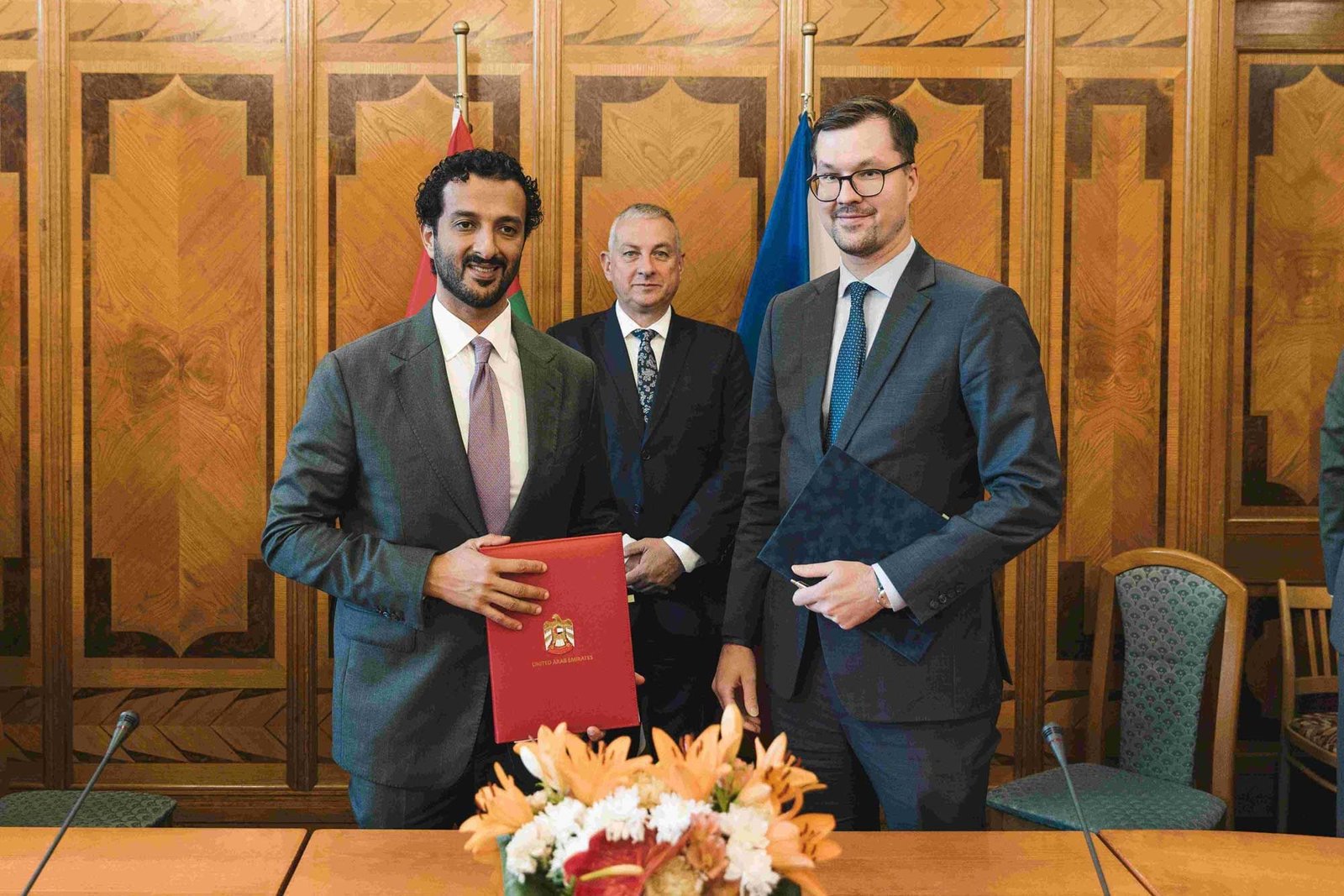 وزير الاقتصاد: الإمارات وتشيكيا تتمتعان بعلاقات اقتصادية متنامية ومتطورة 1 وزير الاقتصاد: الإمارات وتشيكيا تتمتعان بعلاقات اقتصادية متنامية ومتطورة
