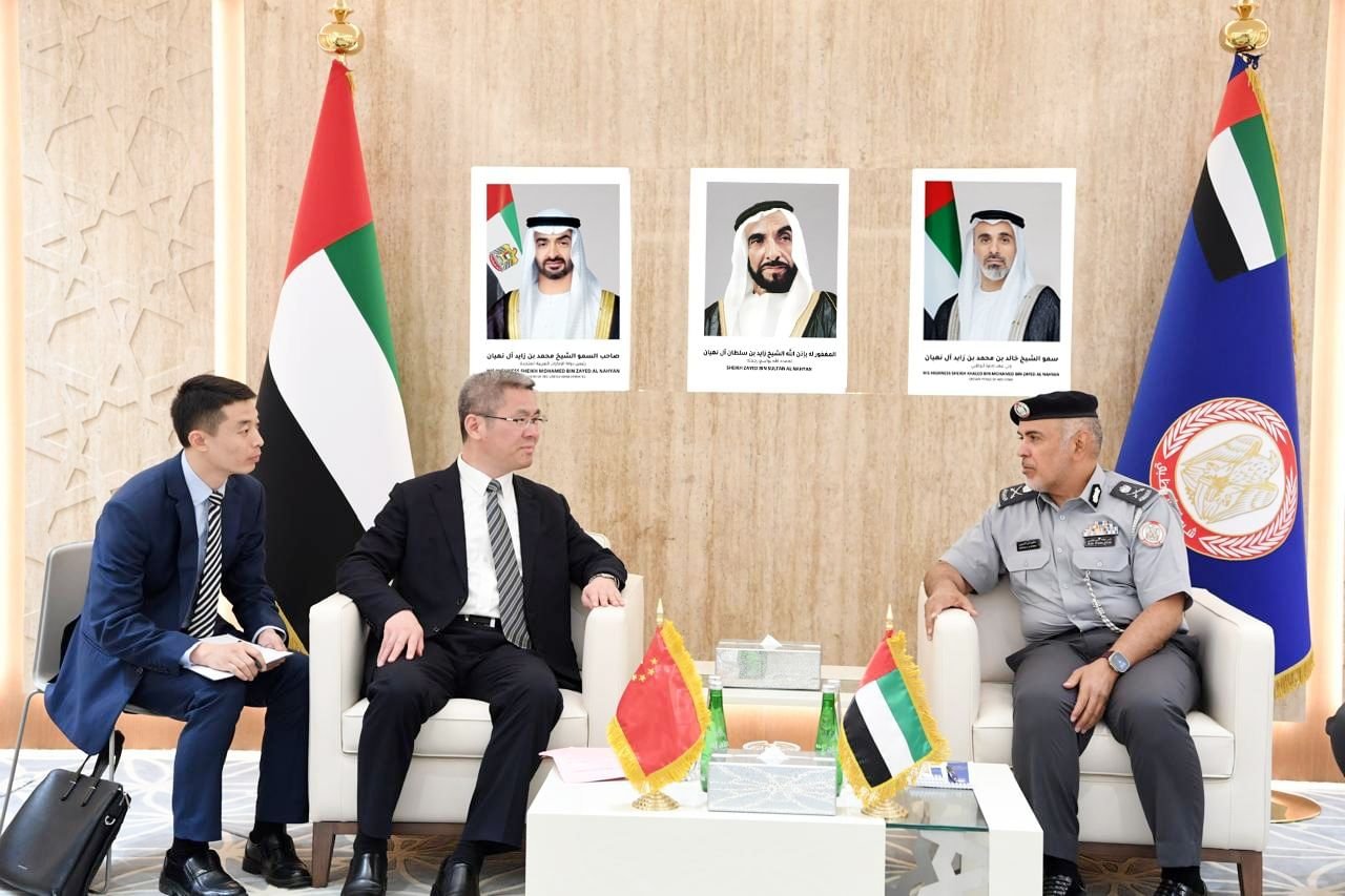مدير عام شرطة أبوظبي يلتقي مدير الأمن العام بمقاطعة جيانغشي الصينية 1 مدير عام شرطة أبوظبي يلتقي مدير الأمن العام بمقاطعة جيانغشي الصينية