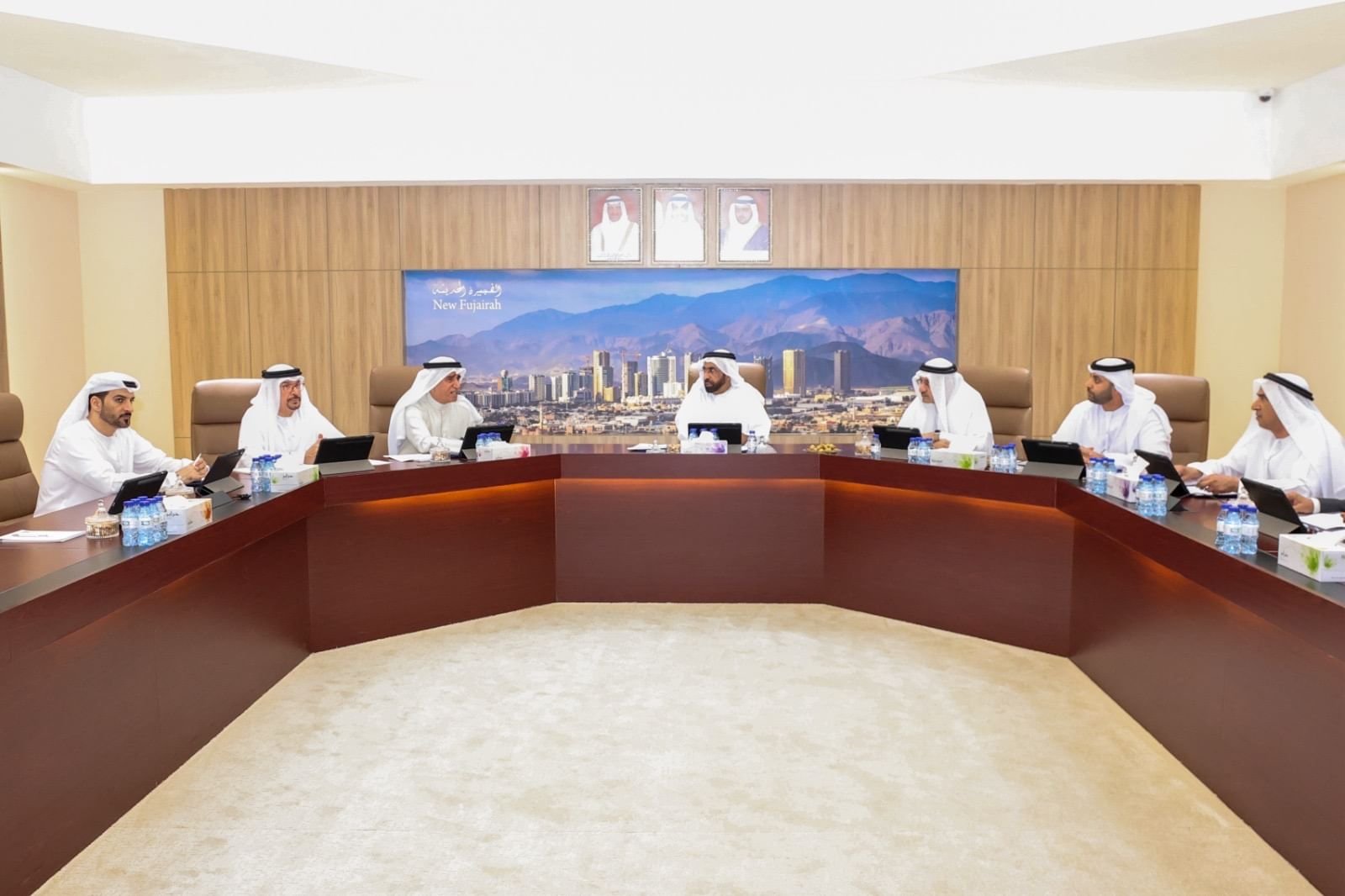 سعيد الرقباني: جامعة الفجيرة ملتزمة بتقديم برامج مبتكرة تعتمد على التكنولوجيا الحديثة 1 سعيد الرقباني: جامعة الفجيرة ملتزمة بتقديم برامج مبتكرة تعتمد على التكنولوجيا الحديثة