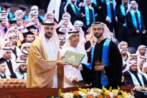 سلطان بن أحمد القاسمي يشهد حفل تخريج طلاب جامعة الشارقة