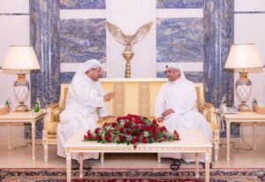 حاكم الفجيرة يستقبل لاعبي نادي العروبة المتأهل لدوري أدنوك ويأمر بمكافأة مالية 3 حاكم الفجيرة يستقبل لاعبي نادي العروبة المتأهل لدوري أدنوك ويأمر بمكافأة مالية