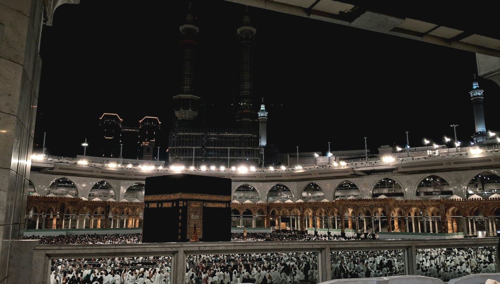 الصحة السعودية" تدعو الحجيج لتجنب أشعة الشمس .. والمشاعر المقدسة تسجل 49 درجة مئوية 1 الصحة السعودية" تدعو الحجيج لتجنب أشعة الشمس .. والمشاعر المقدسة تسجل 49 درجة مئوية