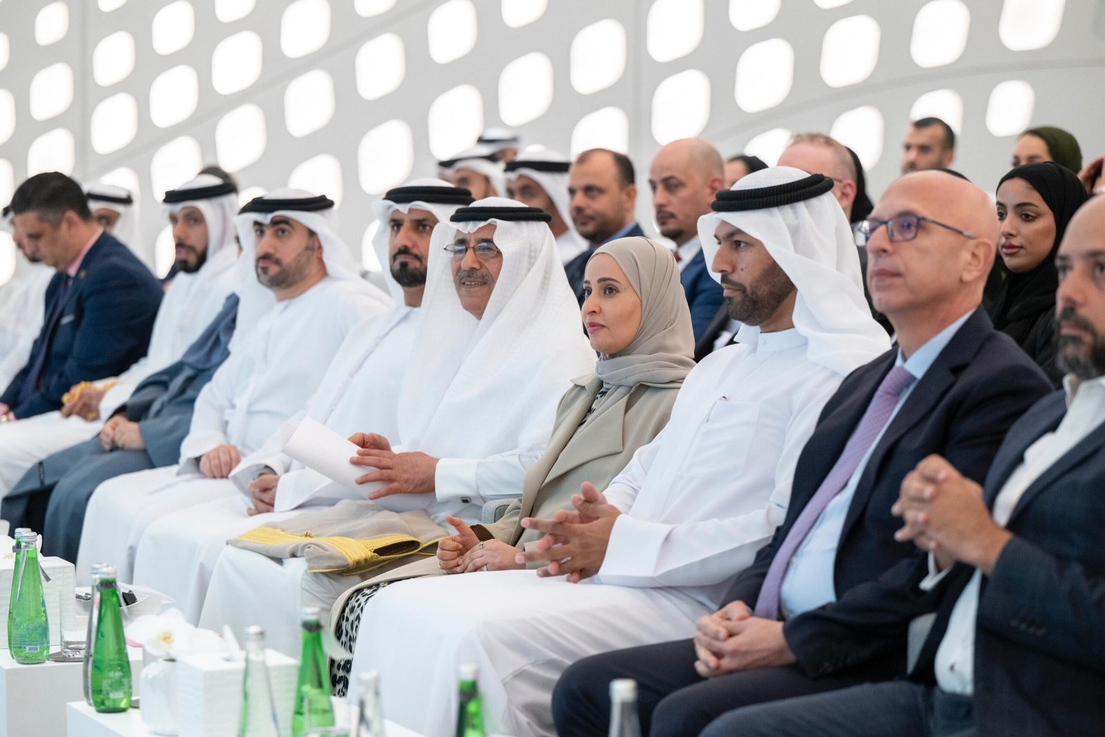 إطلاق تقرير "حالة الحكومات العربية: الاستدامة والتحول الرقمي " 1 إطلاق تقرير "حالة الحكومات العربية: الاستدامة والتحول الرقمي "
