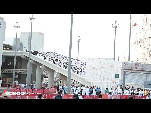 حجاج الدولة يقفون على صعيد عرفات لأداء الركن الأعظم 1 حجاج الدولة يقفون على صعيد عرفات لأداء الركن الأعظم
