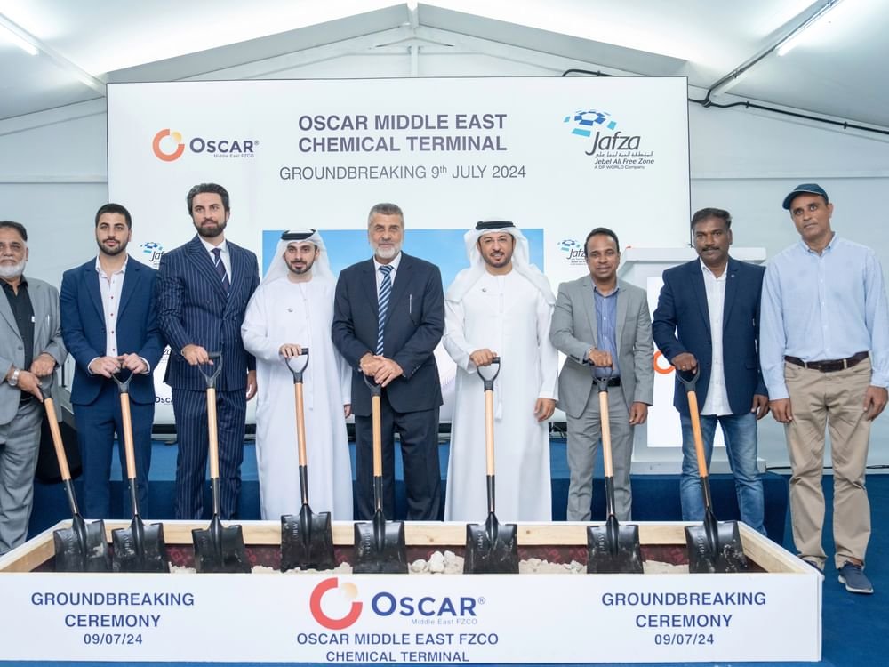 بناء محطة للسوائل السائبة في "جافزا" بتكلفة 150 مليون درهم 1 بناء محطة للسوائل السائبة في "جافزا" بتكلفة 150 مليون درهم
