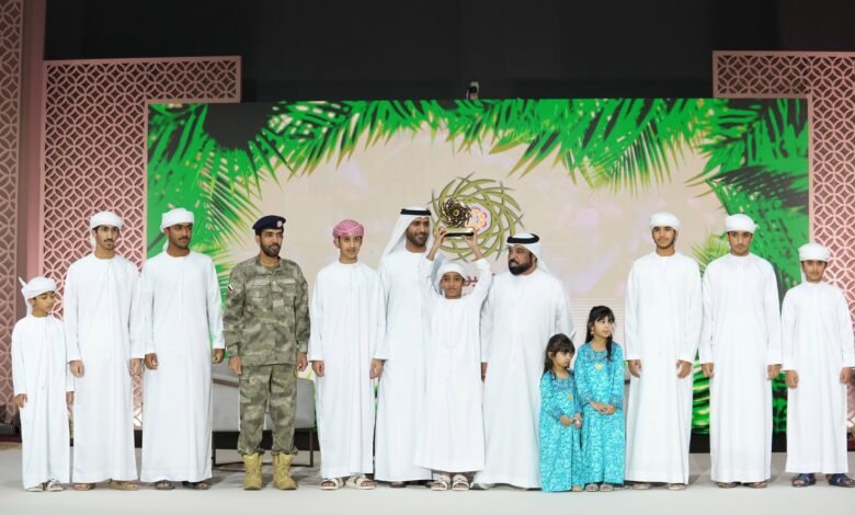 مهرجان ليوا للرطب يتوج الفائزين بمزاينة "الخلاص" 2 مهرجان ليوا للرطب يتوج الفائزين بمزاينة "الخلاص"