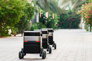 إطلاق 3 روبوتات تجريبية لتوصيل المنتجات في المدينة المستدامة بدبي 2 إطلاق 3 روبوتات تجريبية لتوصيل المنتجات في المدينة المستدامة بدبي
