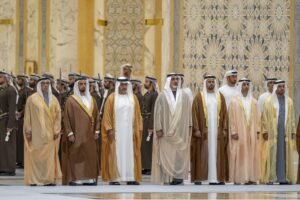جرت له مراسم استقبال رسمية.. رئيس الدولة يستقبل الرئيس الإندونيسي في قصر الوطن