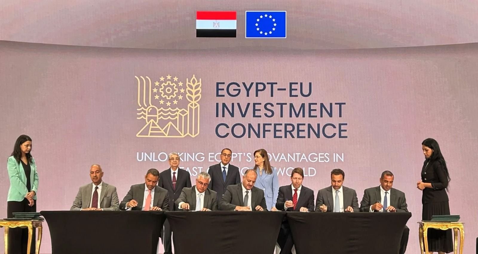 "بي بي" تتحالف مع مصدر و"حسن علام للمرافق" و"إنفينيتي باور" لتنمية الهيدروجين الأخضر في مصر 1 "بي بي" تتحالف مع مصدر و"حسن علام للمرافق" و"إنفينيتي باور" لتنمية الهيدروجين الأخضر في مصر