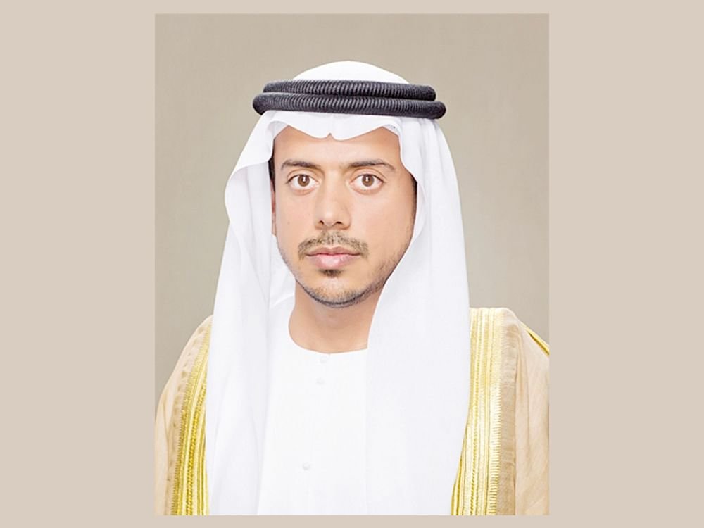 سلطان بن طحنون : "يوم عهد الاتحاد " رمز للوحدة 1 سلطان بن طحنون : "يوم عهد الاتحاد " رمز للوحدة