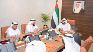 محمد الشرقي يستقبل رئيس مجلس إدارة نادي الفجيرة للشطرنج والثقافة ويطلع على مشاريعه