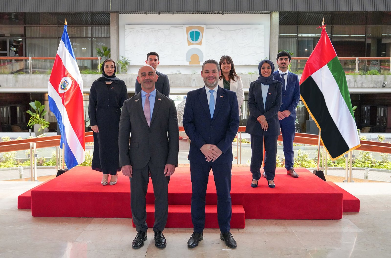 الإمارات وكوستاريكا توقعان اتفاقية تعاون في مجالات العمل والتطوير الحكومي 1 الإمارات وكوستاريكا توقعان اتفاقية تعاون في مجالات العمل والتطوير الحكومي