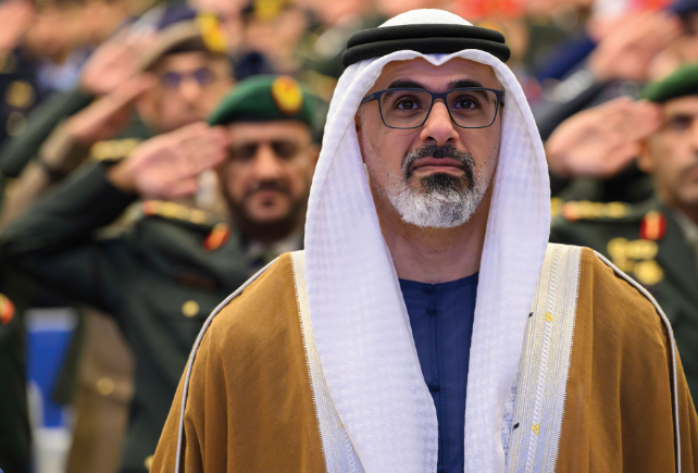 خالد بن محمد بن زايد يشهد حفل تخريج الدورة المشتركة الـ 33 لكلية القيادة والأركان المشتركة 1 خالد بن محمد بن زايد يشهد حفل تخريج الدورة المشتركة الـ 33 لكلية القيادة والأركان المشتركة