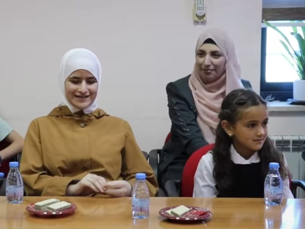 تحدي القراءة العربي يتوج سلسبيل صوالحة بطلة لدورته الثامنة في فلسطين 1 تحدي القراءة العربي يتوج سلسبيل صوالحة بطلة لدورته الثامنة في فلسطين