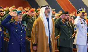 خالد بن محمد بن زايد يشهد حفل تخريج الدورة المشتركة الـ 33 لكلية القيادة والأركان المشتركة