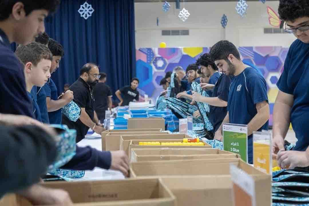 "دبي العطاء" تدعم 12 مدرسة بـ 9000 حقيبة لأطفال الأسر المتعففة 1 "دبي العطاء" تدعم 12 مدرسة بـ 9000 حقيبة لأطفال الأسر المتعففة