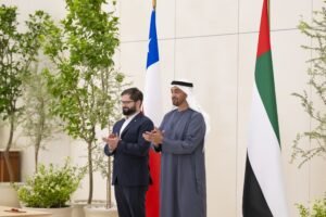 رئيس الدولة والرئيس التشيلي يشهدان توقيع اتفاقية الشراكة الاقتصادية الشاملة بين البلدين