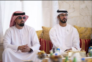 خالد بن محمد بن زايد يُقدم واجب العزاء في وفاة المغفور لها ميرة بنت راشد المزروعي