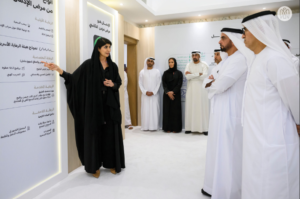 سيف بن زايد يزور «بيوت منتصف الطريق» للخدمات التأهيلية الاجتماعية ويطّلع على أبرز النتائج التي حقّقها النموذج الأوّلي للمشروع