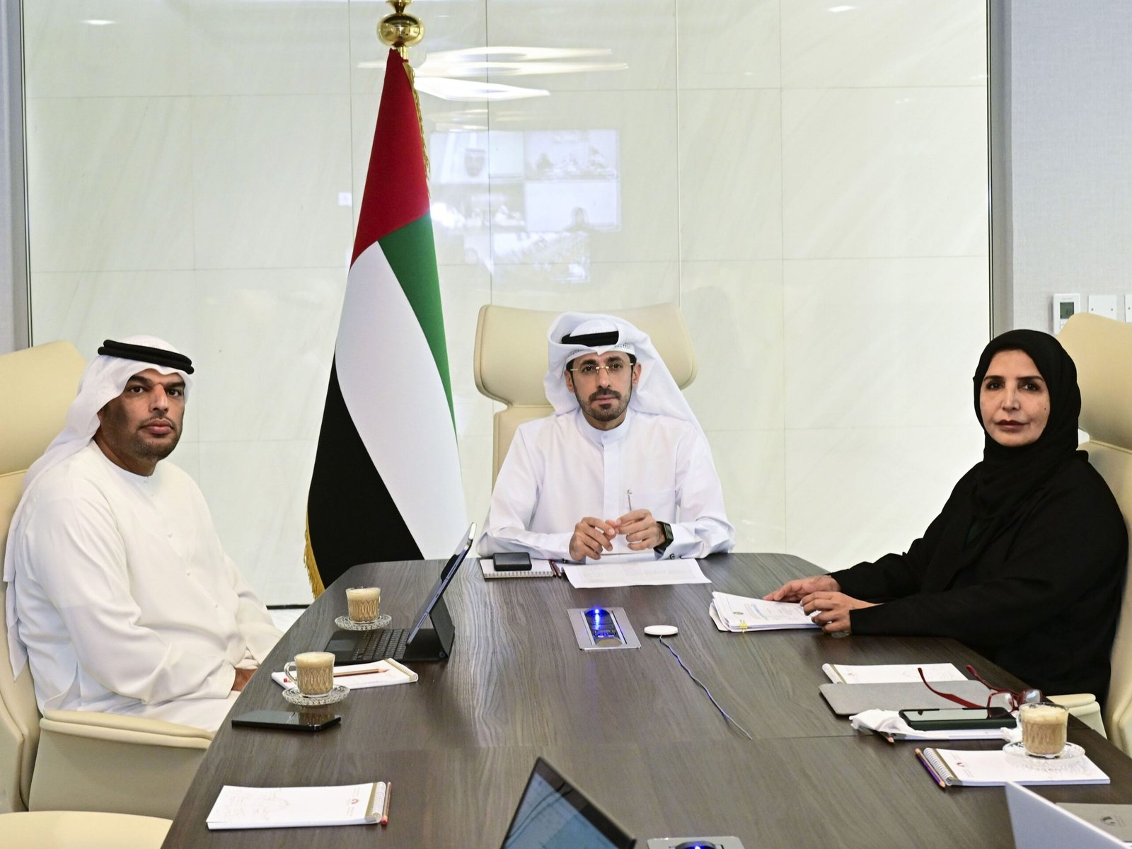 "الشعبة البرلمانية" تشارك في الاجتماع الافتراضي "للمجالس التشريعية الخليجية" 1 "الشعبة البرلمانية" تشارك في الاجتماع الافتراضي "للمجالس التشريعية الخليجية"