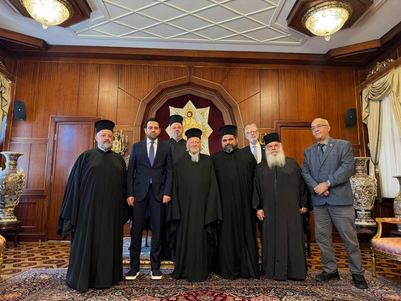 مجلس حكماء المسلمين يبحث التعاون مع أسقفية القسطنطينيّة في نشر التسامح 1 مجلس حكماء المسلمين يبحث التعاون مع أسقفية القسطنطينيّة في نشر التسامح