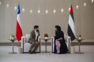 رئيس تشيلي يصل الإمارات في زيارة رسمية للدولة