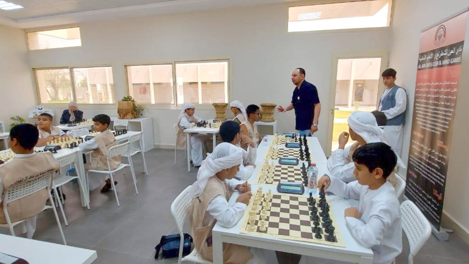 "مؤسسات محمد بن خالد آل نهيان" تطلق برنامج أجيال المعرفة الوطني الصيفي 24 1 "مؤسسات محمد بن خالد آل نهيان" تطلق برنامج أجيال المعرفة الوطني الصيفي 24