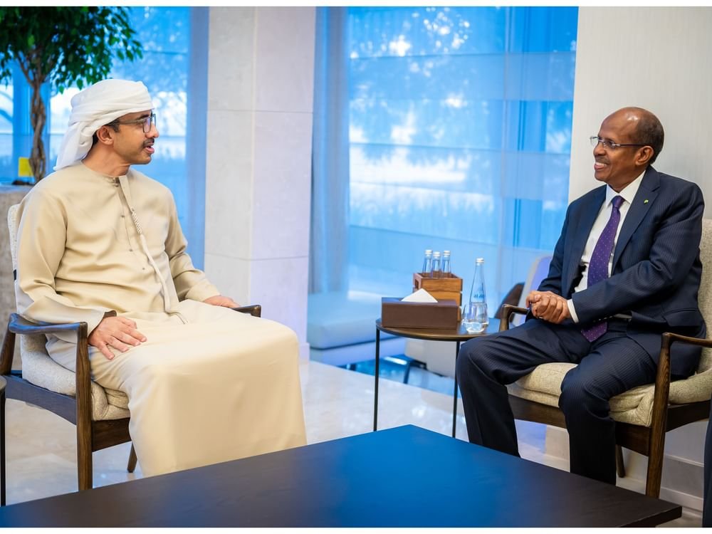 عبدالله بن زايد يستقبل وزير خارجية جيبوتي ويبحثان العلاقات الثنائية بين البلدين 1 عبدالله بن زايد يستقبل وزير خارجية جيبوتي ويبحثان العلاقات الثنائية بين البلدين