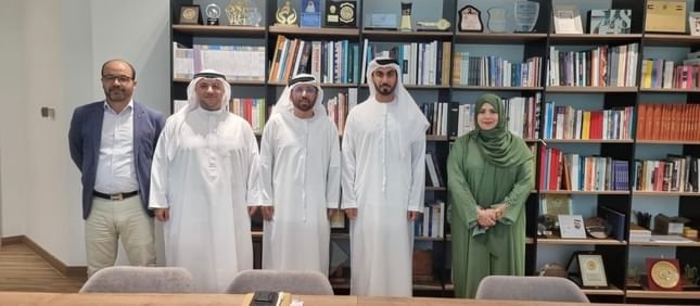 وزارة الثقافة و"الإمارات للمكتبات" تبحثان تعزيز التعاون في تطوير المكتبات 1 وزارة الثقافة و"الإمارات للمكتبات" تبحثان تعزيز التعاون في تطوير المكتبات