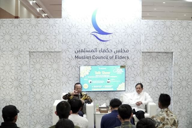 "مجلس حكماء المسلمين" يناقش دور الأديان في حماية البيئة بندوة في " معرض إندونيسيا للكتاب" 1 "مجلس حكماء المسلمين" يناقش دور الأديان في حماية البيئة بندوة في " معرض إندونيسيا للكتاب"