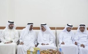 حاكم أم القيوين يقدم واجب العزاء فى وفاة هيا بنت سعد الخرجى