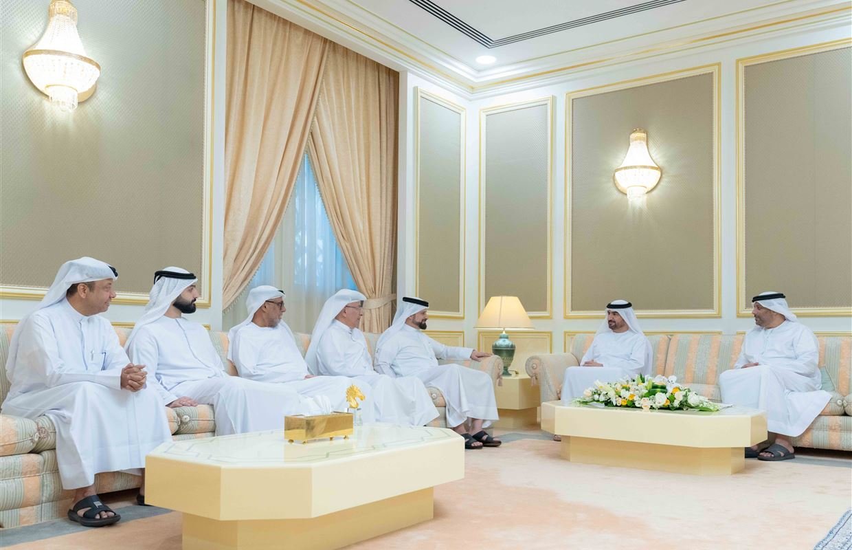 عبد الله بن سالم القاسمي يستقبل وفد نادي الشارقة الثقافي للشطرنج 1 عبد الله بن سالم القاسمي يستقبل وفد نادي الشارقة الثقافي للشطرنج