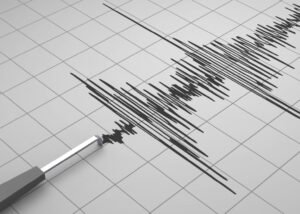 زلزال بقوة 6.9 يضرب جنوب غرب اليابان وإصدار تحذيرات من تسونامي