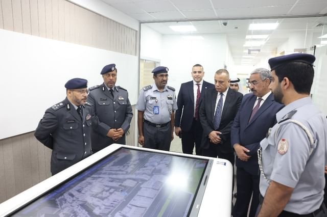 "وفد الداخلية المصرية" يطلع على تجارب شرطة أبوظبي في استدامة الأمن والأمان 1 "وفد الداخلية المصرية" يطلع على تجارب شرطة أبوظبي في استدامة الأمن والأمان