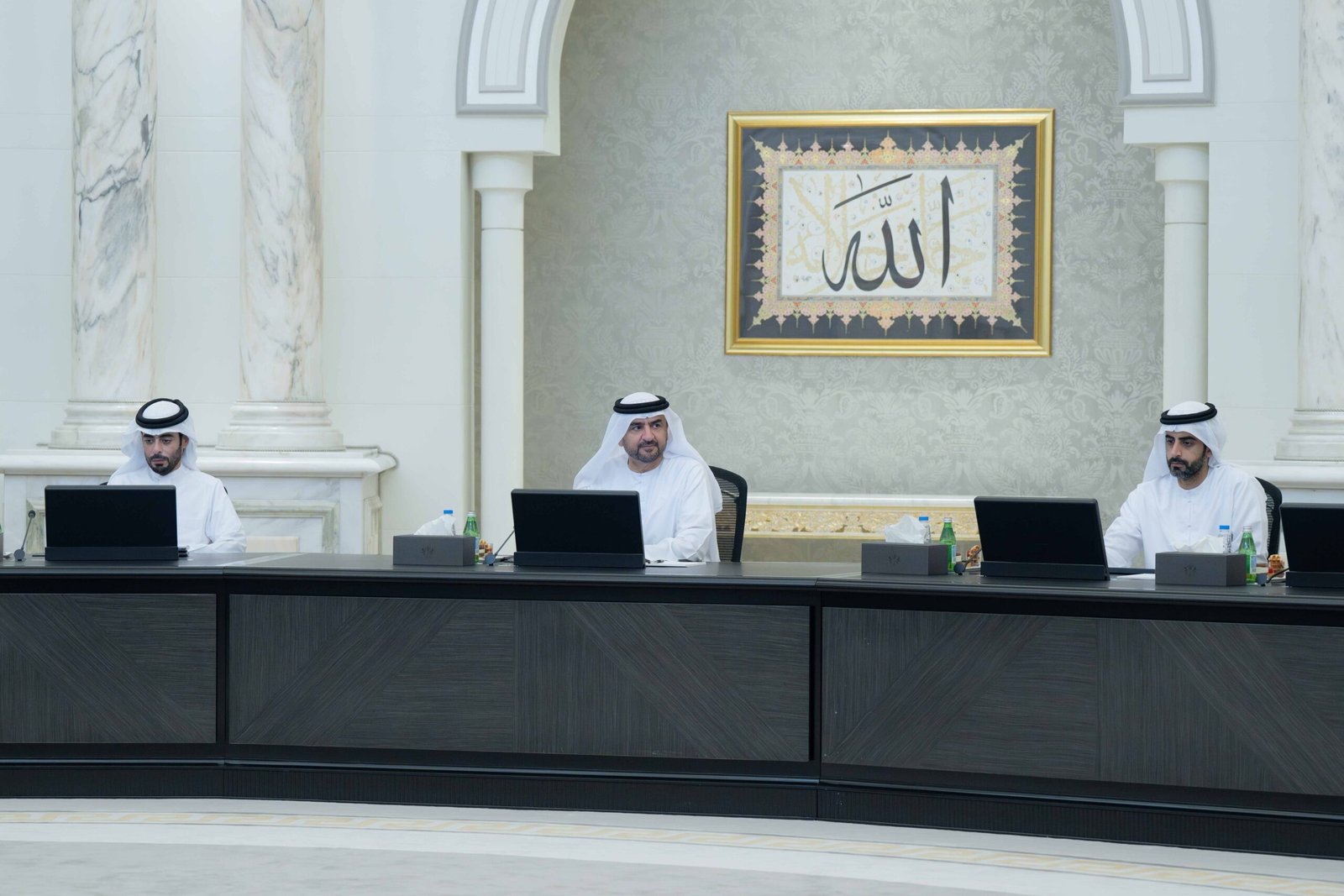 عبدالله بن سالم القاسمي يترأس اجتماع "تنفيذي الشارقة" 1 عبدالله بن سالم القاسمي يترأس اجتماع "تنفيذي الشارقة"