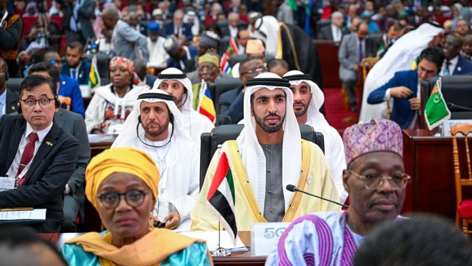 شخبوط بن نهيان يحضر اجتماع الدورة الخمسين لمجلس وزراء خارجية منظمة التعاون الإسلامي 1 شخبوط بن نهيان يحضر اجتماع الدورة الخمسين لمجلس وزراء خارجية منظمة التعاون الإسلامي
