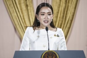 تكليف رئيسة وزراء جديدة فى تايلاند كأصغر وأول امرأة تشغل هذا المنصب 2 تكليف رئيسة وزراء جديدة فى تايلاند كأصغر وأول امرأة تشغل هذا المنصب