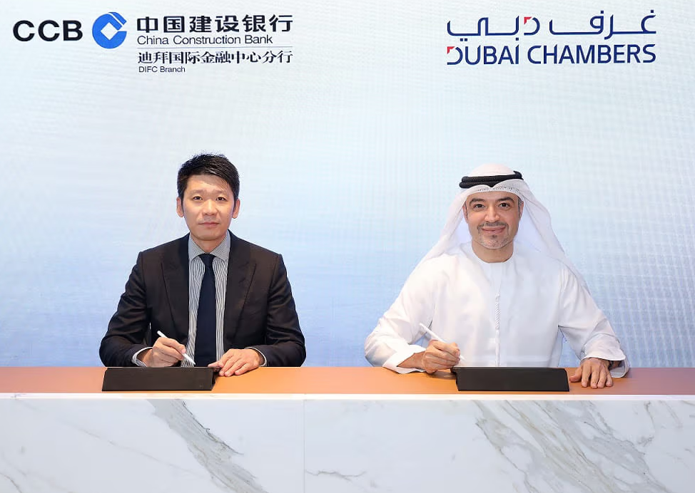 غرف دبي تبرم مذكرة تفاهم مع بنك التعمير الصيني لتعزيز التعاون التجاري والاستثماري 1 غرف دبي تبرم مذكرة تفاهم مع بنك التعمير الصيني لتعزيز التعاون التجاري والاستثماري