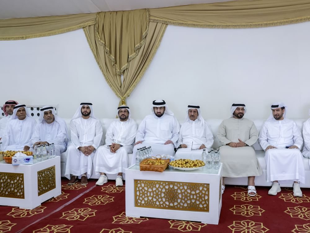 أحمد بن محمد يقدم واجب العزاء في وفاة محمد بن سعيد الطاير 1 أحمد بن محمد يقدم واجب العزاء في وفاة محمد بن سعيد الطاير